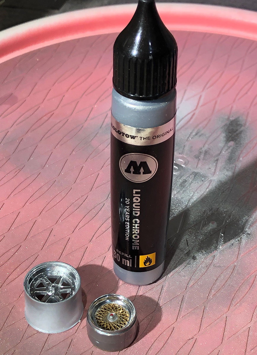 Airbrushing Molotow Chrome Open Wheel Racing Modeling